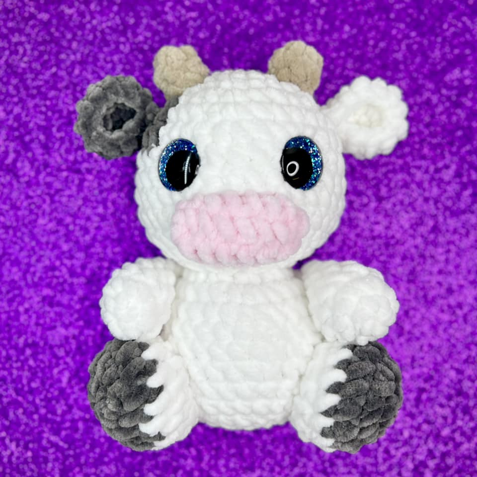 Itty Bitty Baby Cow and Highland Pattern