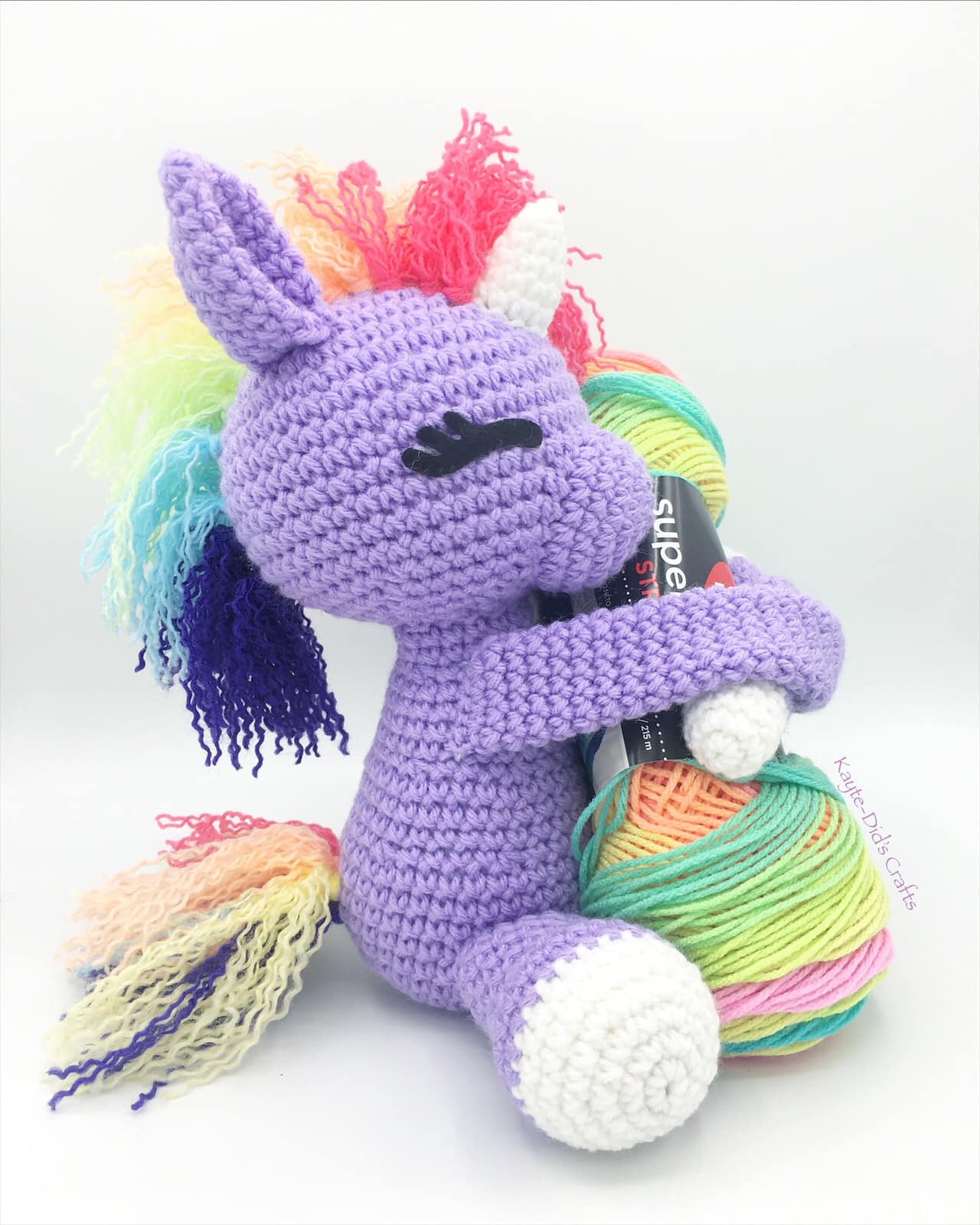 Huggie the Curtain Hugger Pattern