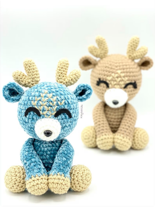 Hatching Deer Pattern